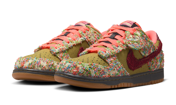 [IB2263-300] MENS NIKE DUNK LOW 'PANDA-MONIUM GREEN CURRY MULTI-COLOR'