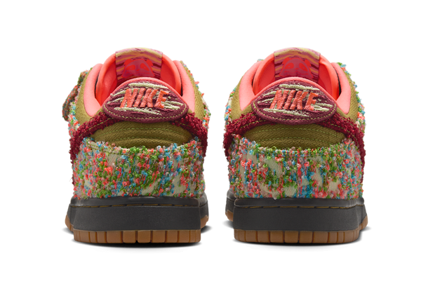 [IB2263-300] MENS NIKE DUNK LOW 'PANDA-MONIUM GREEN CURRY MULTI-COLOR'
