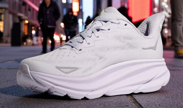 [1127896-SGLW] WOMENS HOKA CLIFTON 9 'STARLIGHT GLOW' (MEDIUM B WIDTH)