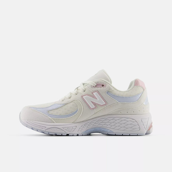 [GC2002KF] GRADE SCHOOL NEW BALANCE 2002R 'WHITE/PINK/BLUE' (GS)