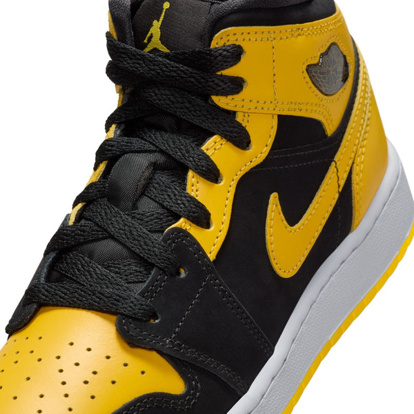 [HJ5940-071] Grade School Air Jordan RETRO 1 MID SE