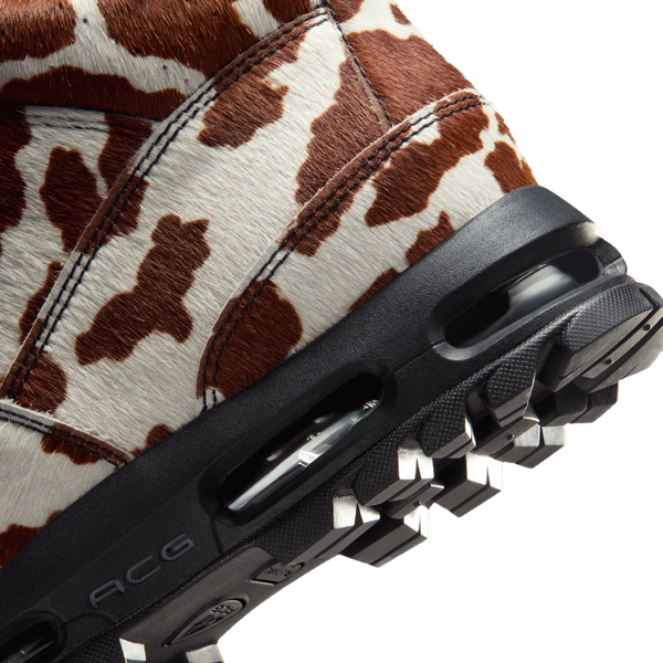 [IO4635-100] MENS NIKE AIR MAX GOADOME QS 'SAIL CACAO WOW COW PRINT PONY HAIR'