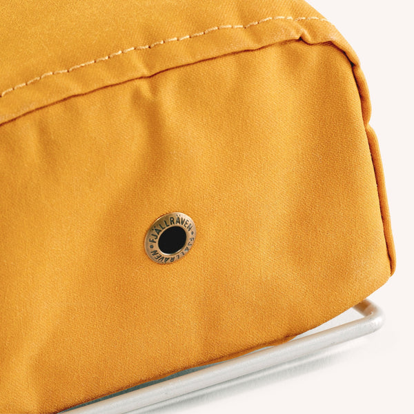 [23793-160] UNISEX FJALLRAVEN KANKEN BOTTLE POCKET