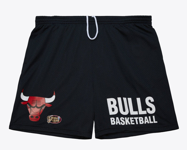 MENS MITCHELL & NESS GAMEDAY MESH 7IN SHORTS VINTAGE LOGO BULLS