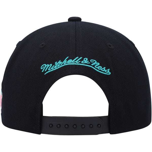 Mens MITCHELL & NESS NBA TEAM SCRIPT 2.0 SNAPBACK HWC SPURS