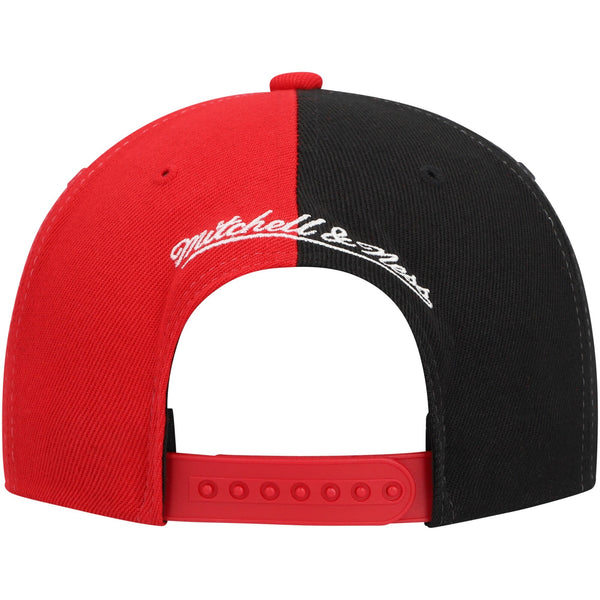 MENS MITCHELL & NESS NBA RETROLINE SNAPBACK HWC HAWKS - RED