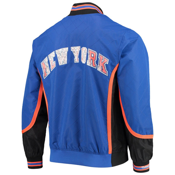 [OJBF1201-NYKYYPPPBLUE] MENS MITCHELL & NESS 75TH ANNI WARM UP JACKET KNICKS