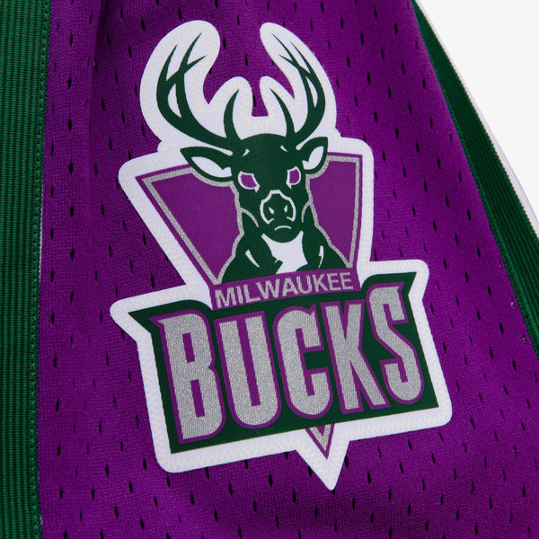 MENS MITCHELL & NESS NBA SWINGMAN SHORTS BUCKS 1996