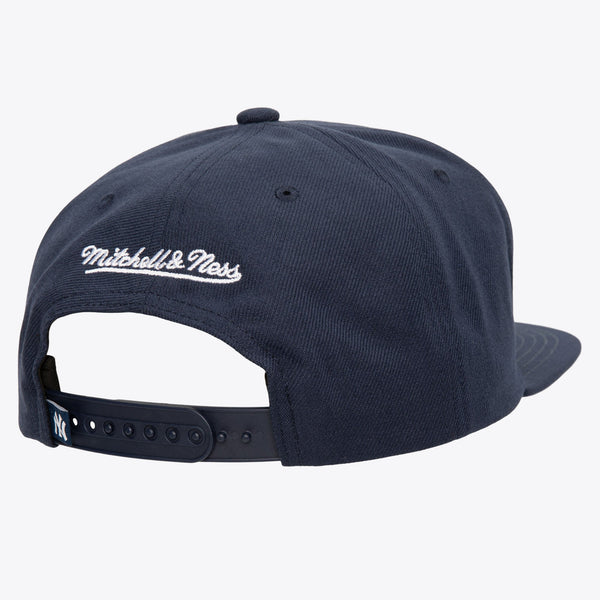 [HS9756-NYYNAVY] MENS MITCHELL & NESS MLB XL LOGO SNAPBACK YANKEES