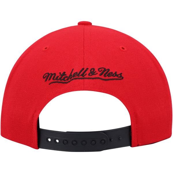 Mens MITCHELL & NESS NBA DAY ONE SNAPBACK BULLS