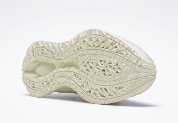 [100063159/HR1319] WOMENS REEBOK ZIG KINETICA 3