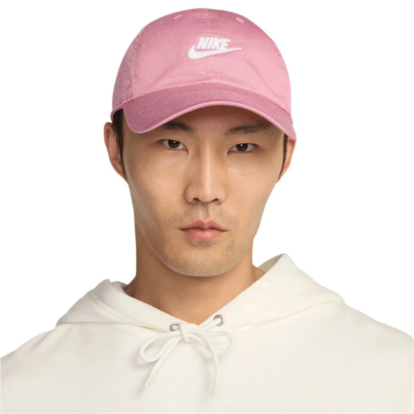 [FB5368-699] UNISEX NIKE CLUB UNSTRUCTURED FUTURA WASH CAP