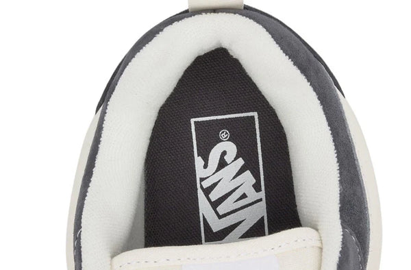 [VN000CS0BGF] MENS VANS KNU SKOOL - GREY