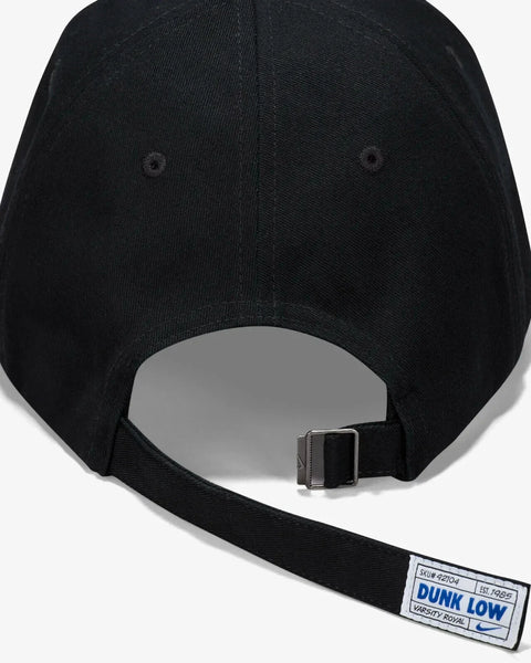 [FN4404-010] MENS NIKE UNSTRUCTURED FLAT BILL DUNK PATCH CAP STRAPBACK