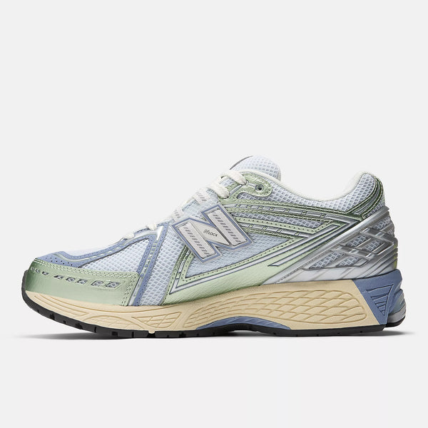 [U1906RNE] MENS NEW BALANCE 1906R 'ICE BLUE/MELON WATER'