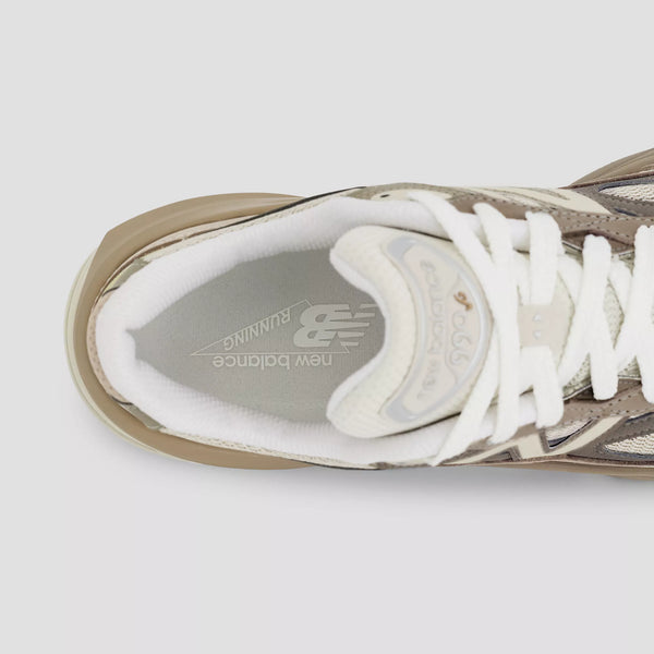 [U990SG6] MENS NEW BALANCE 990V6 'MIUSA DRIFTWOOD TIMBERWOLF'