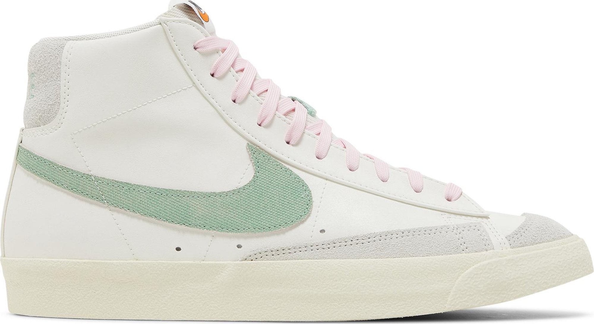 [DO9787-100] Mens Nike BLAZER MID '77 PRM