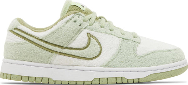 [DQ7579-300] Womens Nike Dunk Low SE 'Fleece Pack Honeydew' (W)