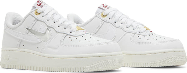 [DZ5616-100] Womens Nike Air Force 1 '07 PRM (W)