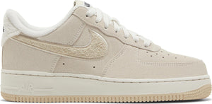 [DQ7583-001] Womens Nike AIR FORCE 1 LOW '07 SE 'SANDDRIFT GUM FLEECE'