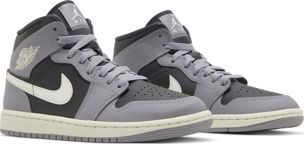 [BQ6472-022] Womens Air Jordan RETRO 1 MID 'CEMENT GREY' (W)