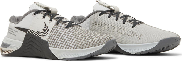 [DO9328-004] Mens Nike METCON 8 'PHOTON DUST ANTHRACITE'