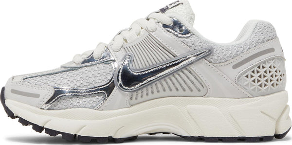 [FD0884-025] Womens Nike Zoom Vomero 5 (W) 'Photon Dust Metallic Silver'