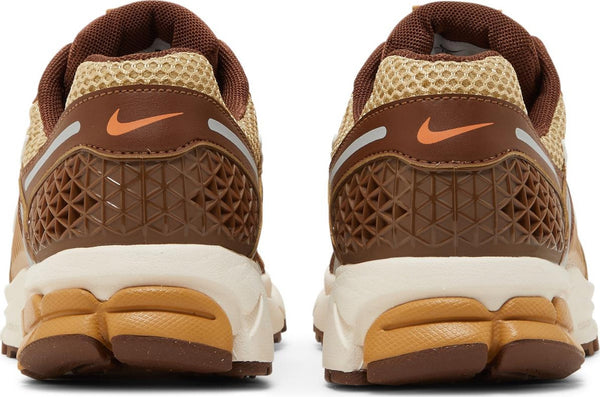 [FB9149-700] Mens Nike ZOOM VOMERO 5 'WHEAT GRASS CACAO WOW'