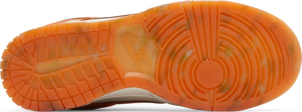 [FN7773-001] Womens Nike DUNK LOW 'CRACKED ORANGE'