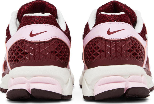 [FN7196-663] Womens Nike ZOOM VOMERO 5 'PINK FOAM TEAM RED'