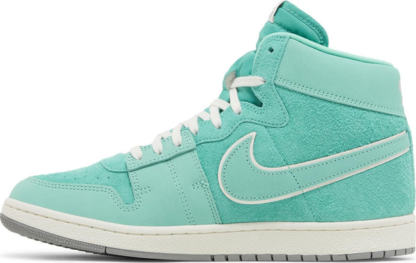 [FJ2384-301] Mens Nike AIR SHIP PE SP 'CORPORATE GOT 'EM'