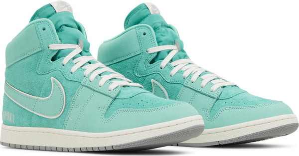 [FJ2384-301] Mens Nike AIR SHIP PE SP 'CORPORATE GOT 'EM'