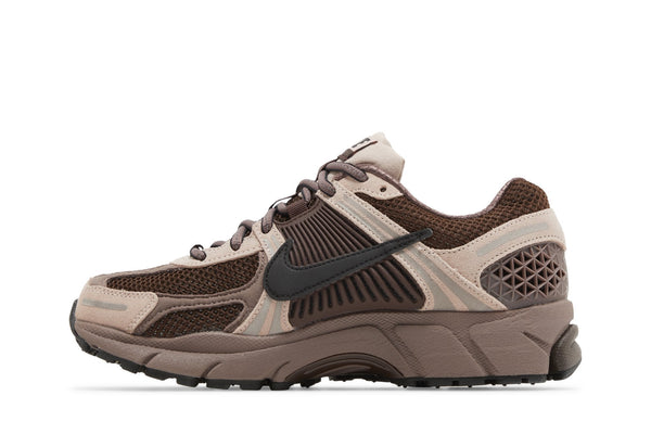 [FV1166-200] Womens Nike VOMERO 5 'PLUM ECLIPSE'