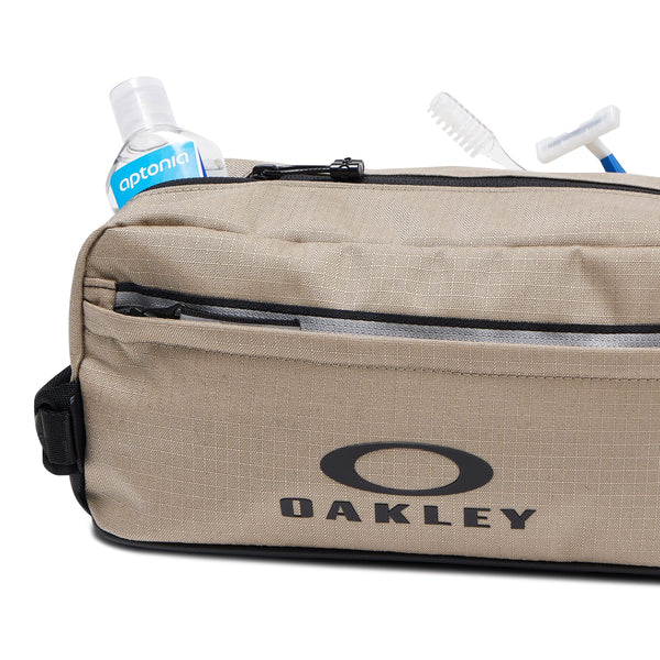 [921517-30W] Mens Oakley Utility Beauty Case
