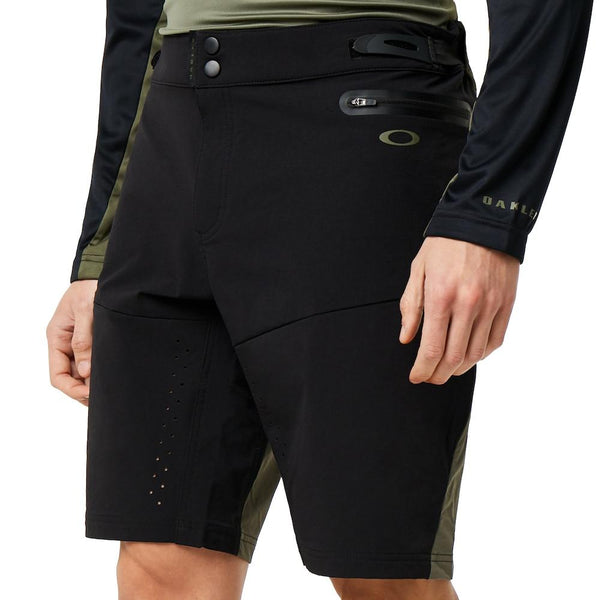 [442543-73T] Mens Oakley MTB Trail Short
