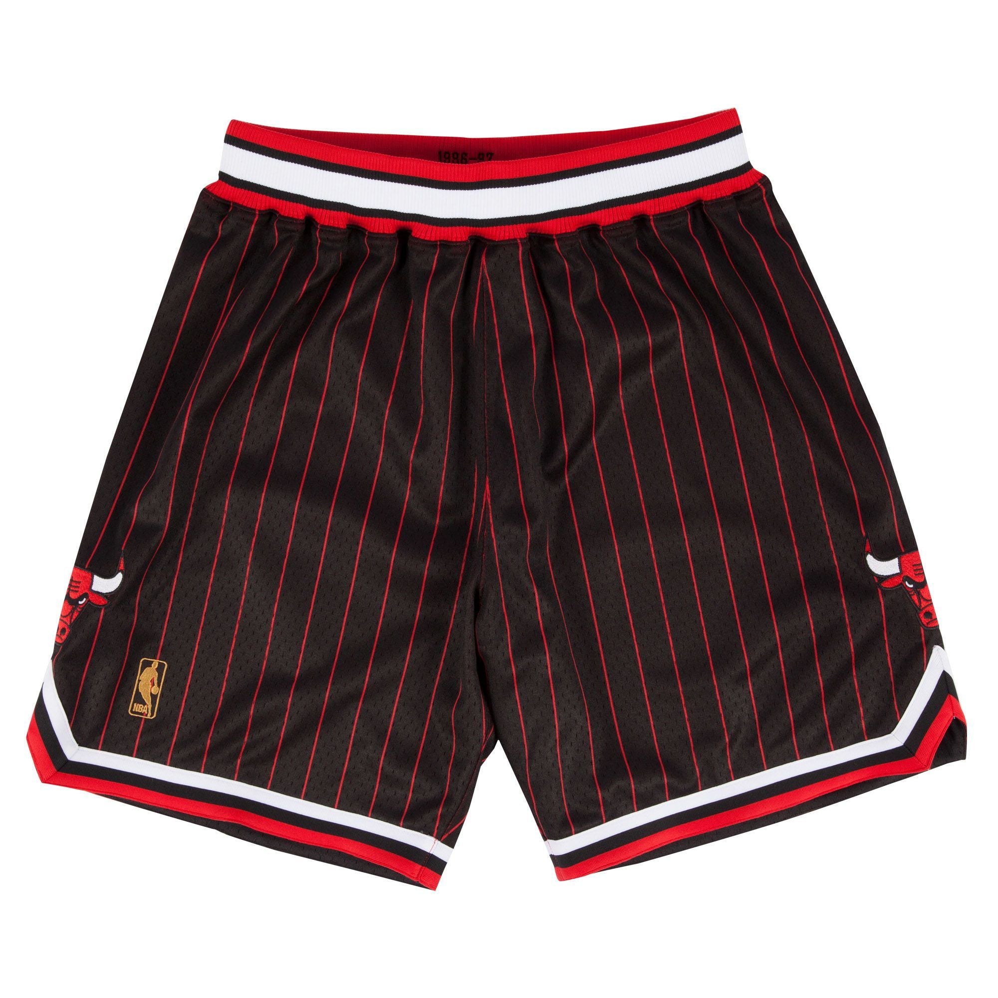 [369P30096CBU] Mens Mitchell & Ness NBA 1996-97 Authentic Shorts Chicago Bulls