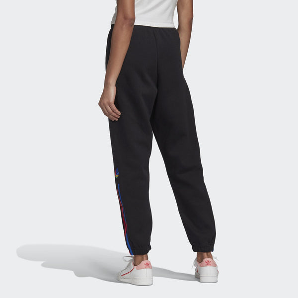 [GD2242] Womens Adidas Cuffed Pant