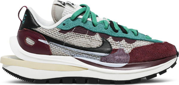 [DD3035-200] Mens Nike VAPORWAFFLE 'SACAI VILLAIN RED NEPTUNE GREEN'