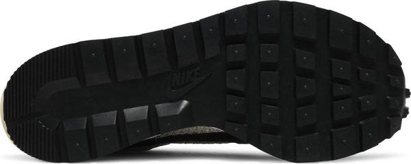 [DD3035-200] Mens Nike VAPORWAFFLE 'SACAI VILLAIN RED NEPTUNE GREEN'