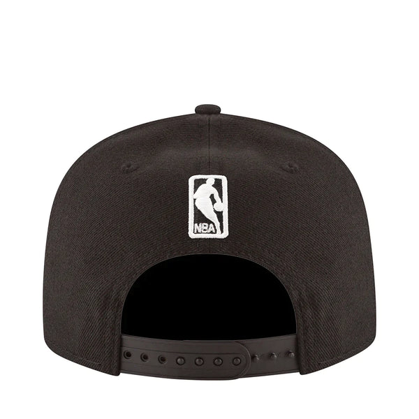 [70558225] Mens New Era NBA 950 TEAM COLOR SNAPBACK - CHICAGO BULLS