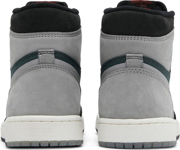 [DB2889-001] Mens Nike RETRO 1 HIGH ELEMENT 'GORE-TEX BLACK PARTICLE GREY'