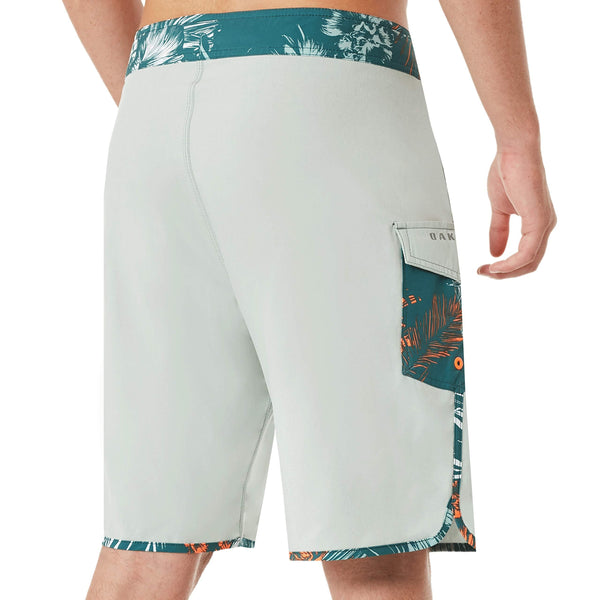 [482370-79R] Mens Oakley Tomahawk 20" Boardshorts