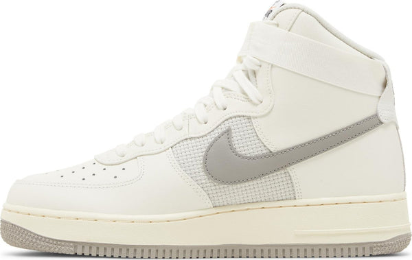 [DM0209-100] Mens Nike AIR FORCE 1 HIGH '07 LV8 'VINTAGE SAIL MEDIUM GREY'