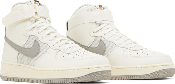 [DM0209-100] Mens Nike AIR FORCE 1 HIGH '07 LV8 'VINTAGE SAIL MEDIUM GREY'