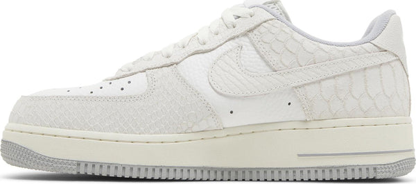 [DX2678-100] Womens Nike AIR FORCE 1 LOW '07 'WHITE PYTHON' (W)