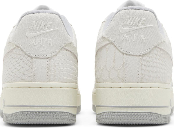 [DX2678-100] Womens Nike AIR FORCE 1 LOW '07 'WHITE PYTHON' (W)