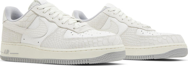 [DX2678-100] Womens Nike AIR FORCE 1 LOW '07 'WHITE PYTHON' (W)