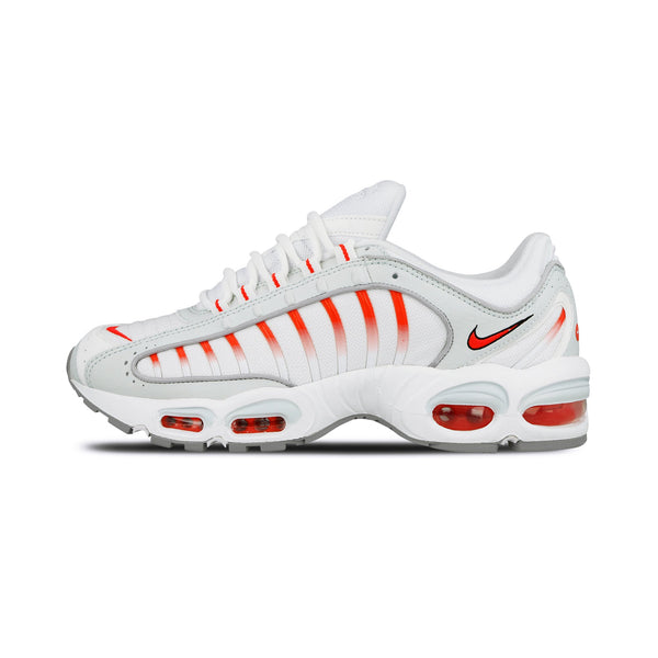[AQ2567-400] Mens Nike Air Max Tailwind IV