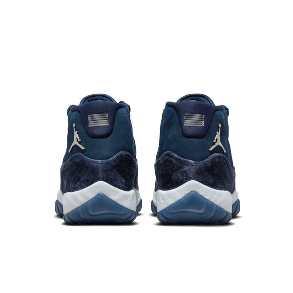 [AR0715-441] Womens Air Jordan Retro 11 'Midnight Navy' (W)
