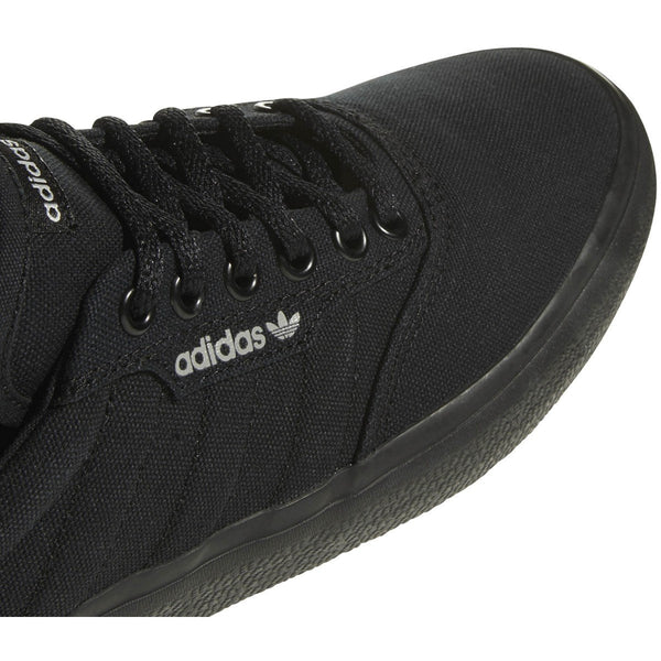 [B22713] Mens Adidas 3MC